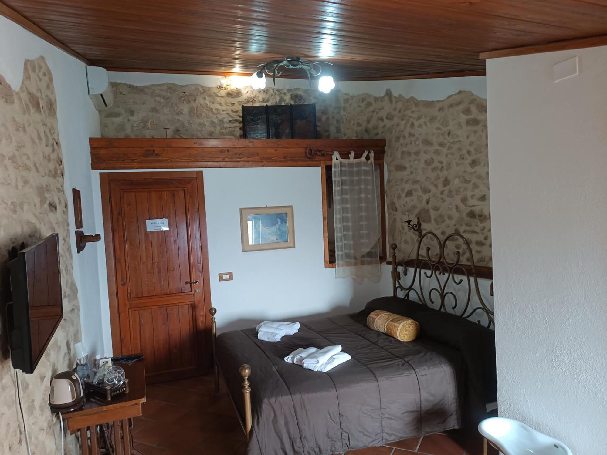 La Rupe Bed And Breakfast ノルマ 部屋 写真