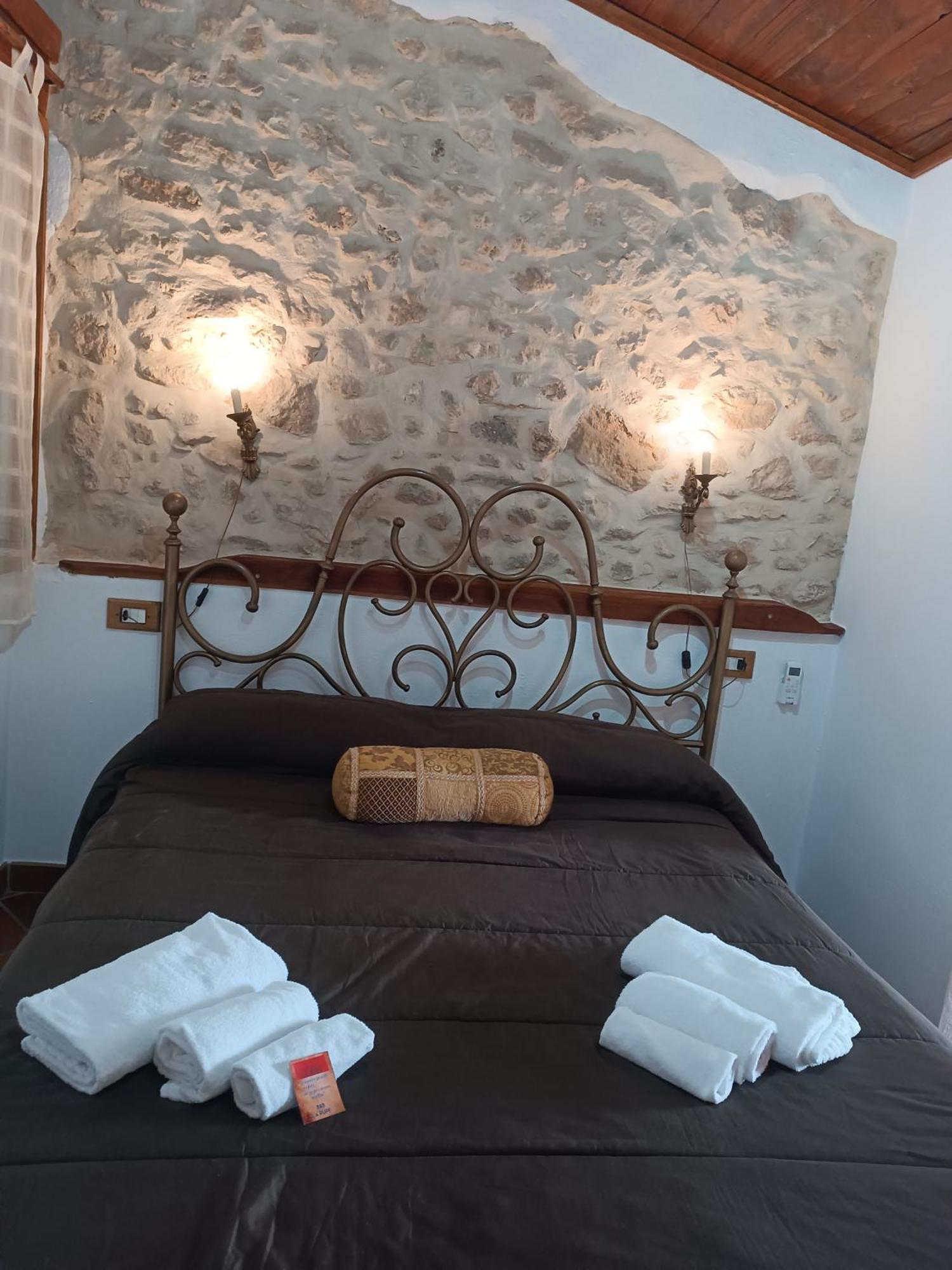 La Rupe Bed And Breakfast ノルマ 部屋 写真