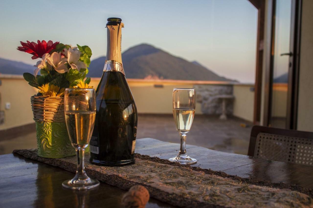 La Rupe Bed And Breakfast ノルマ エクステリア 写真